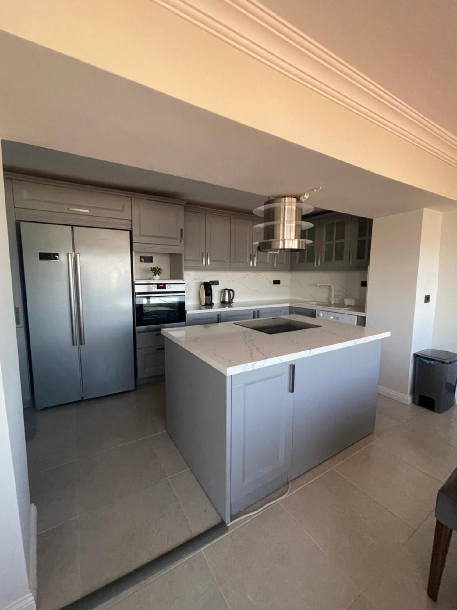 Deniz Manzarali Apartament