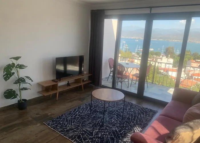 Deniz Manzarali Suites