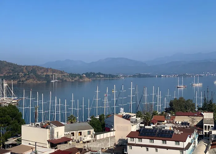 Deniz Manzarali Suites